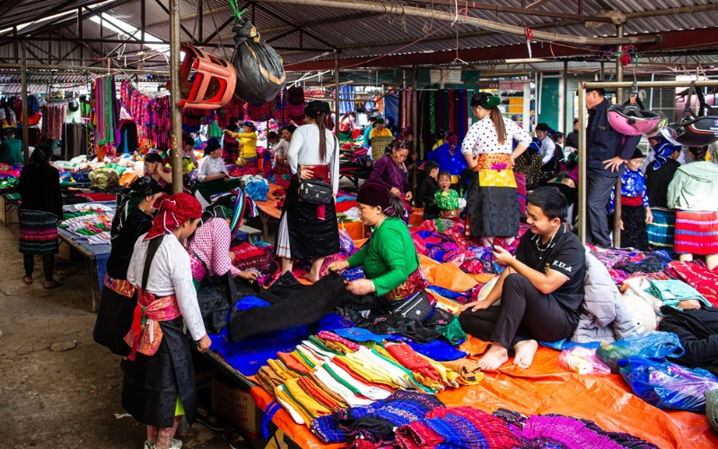 Chợ phiên Đồng Văn Hà Giang